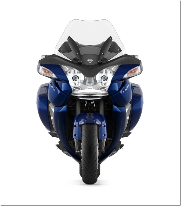 2013 Triumph Trophy 1200 (2)