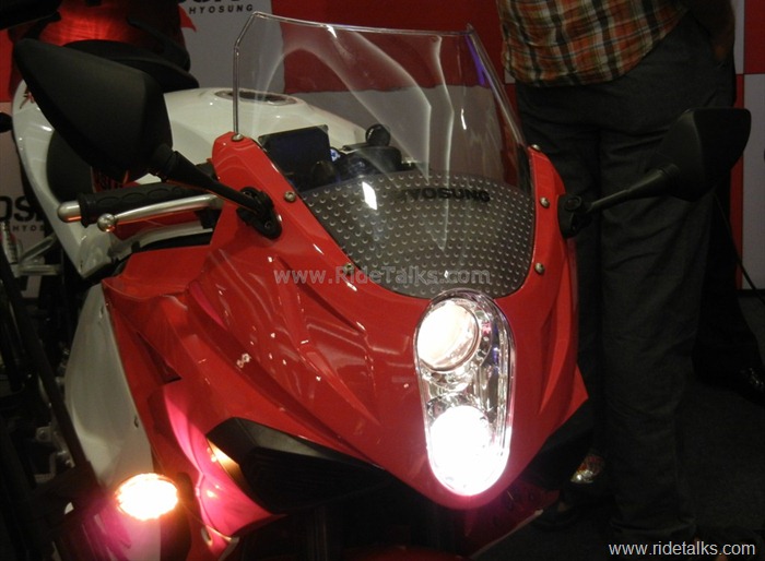 Hyosung GT250R Launch In New Delhi India (13)