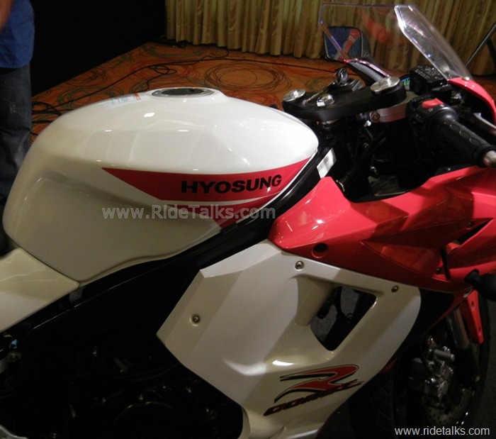 Hyosung GT250R Launch In New Delhi India (27)