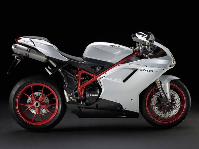 2013 Ducati Superbike 848 EVO side 2