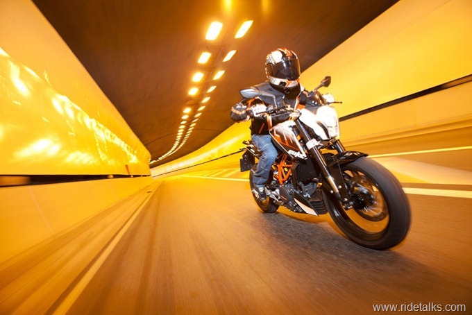KTM Duke 390 Naked Motorcycle Launch In India Before Faired Version
