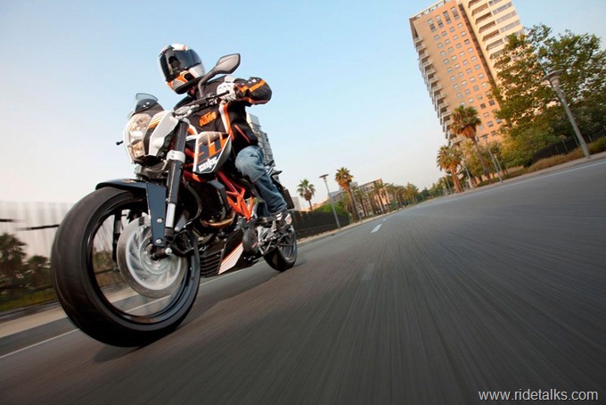 2013 KTM Duke 390 (4)