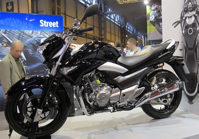 2013 Suzuki Inazuma GW250 Motorcycle 1