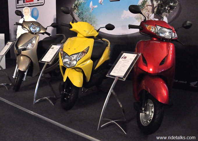 2013 Honda Activa Aviator and Dio Gearless Scooters (2)