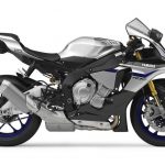 2016-Yamaha-R1M-Silver-Blu-Carbon-side-studio