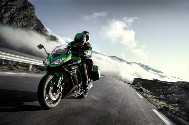 2016-kawasaki-versys-Z1000SX