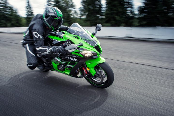 2016-kawasaki-ninja-zx-10R (1)