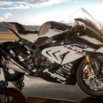 BMW HP4 RACE - Race bike for the street